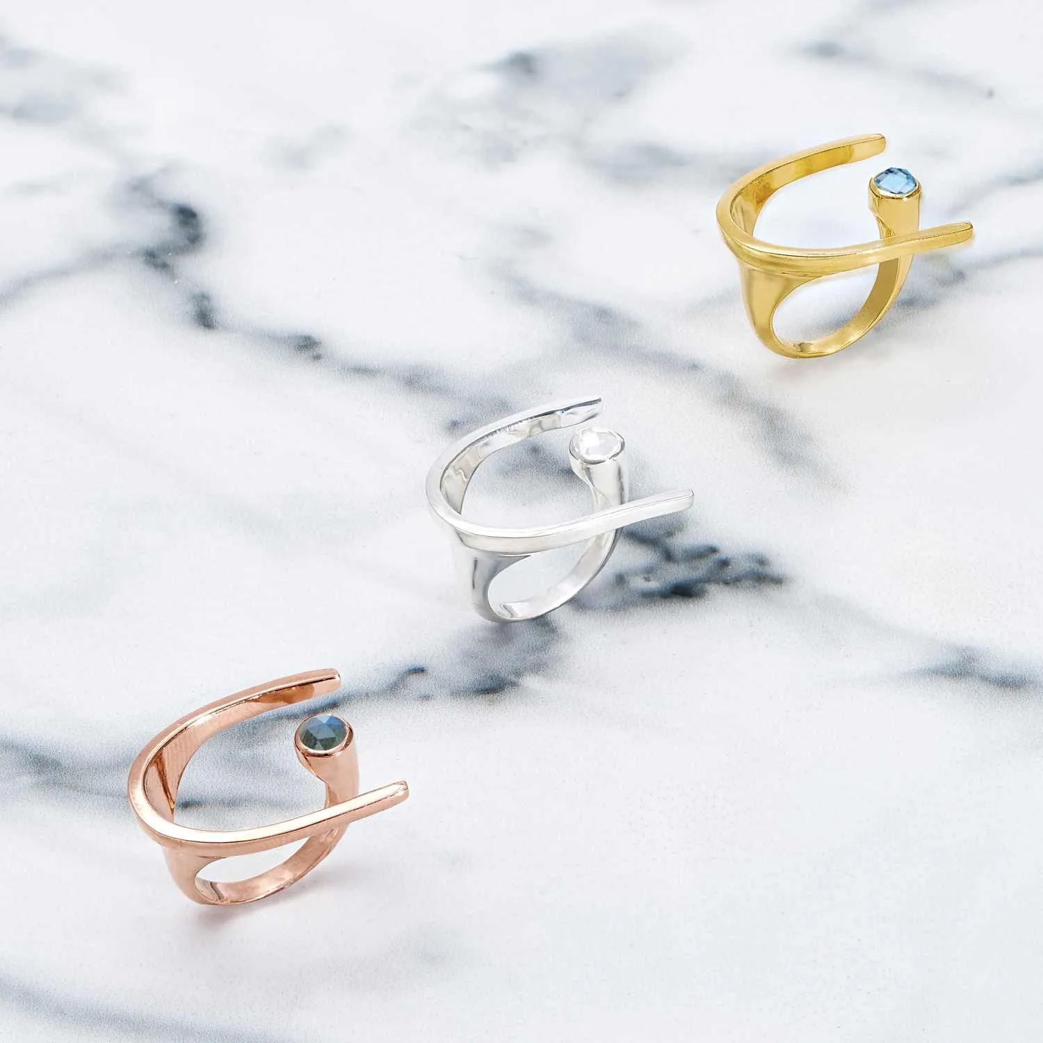 Gold Ring Topaz Lunaria