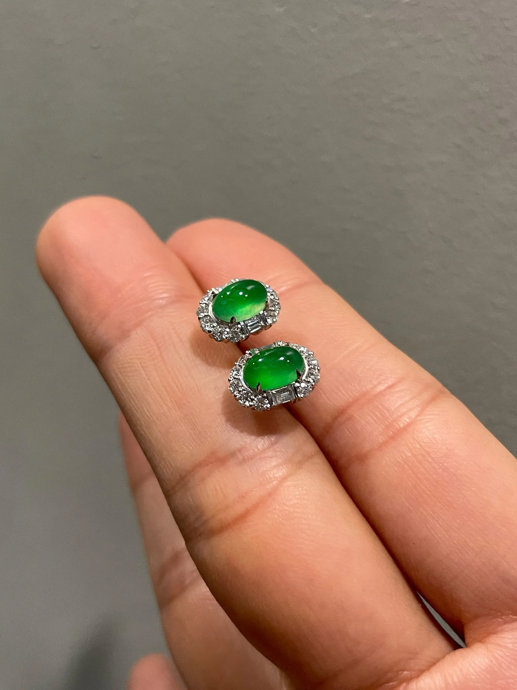 Icy Green Jadeite Cabochon Ring   Earrings (NJS003)
