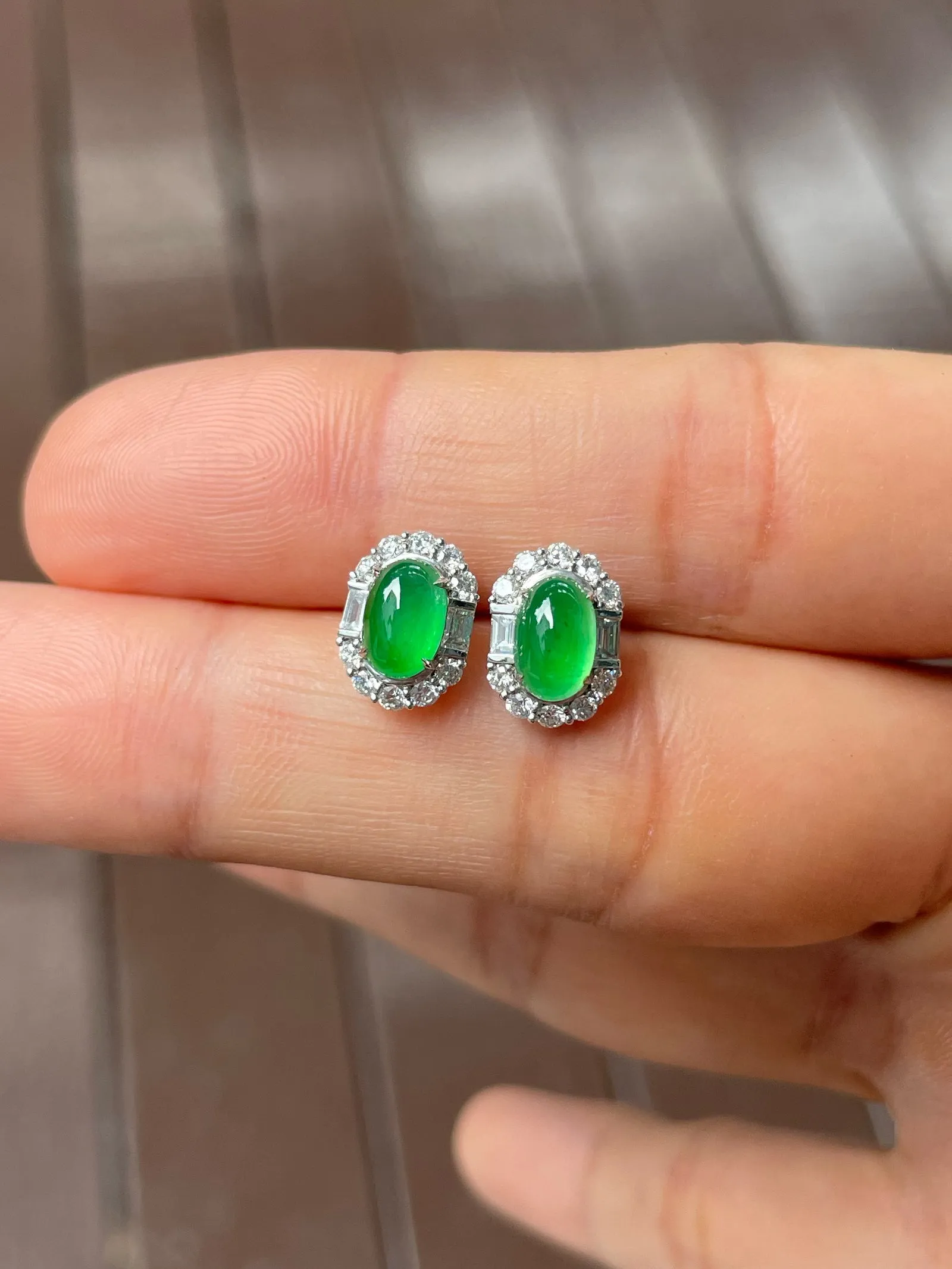Icy Green Jadeite Cabochon Ring   Earrings (NJS003)