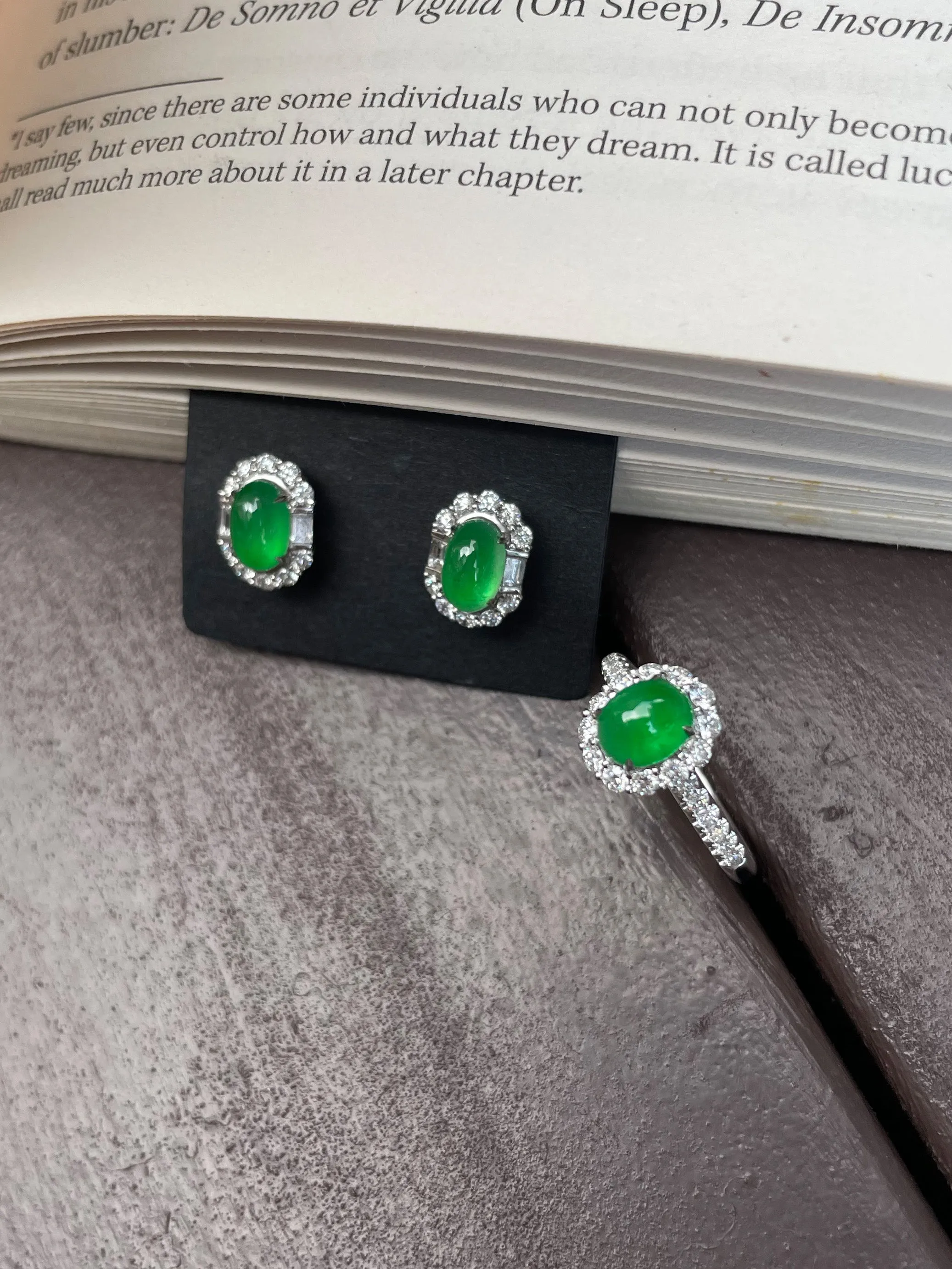 Icy Green Jadeite Cabochon Ring   Earrings (NJS003)
